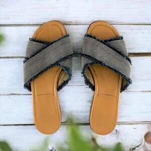 Stuart Weitzman Edgedout Glitter & Blue Denim Fringe Sliders Sandals Size 10